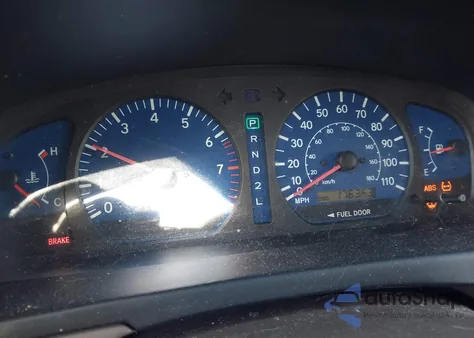 2002 Toyota Sienna Le z USA, uszkodzony, nr VIN 4T3ZF13C42U444840